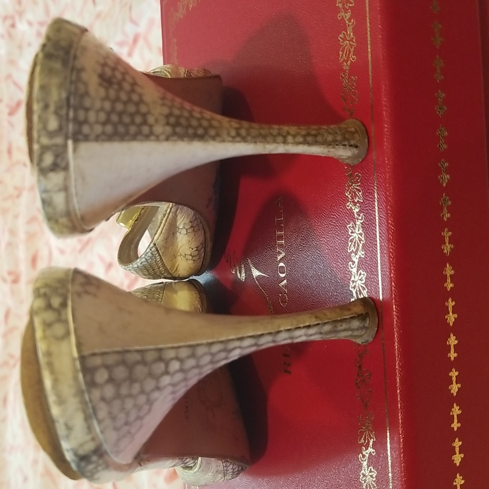 Christian dior snake skin heels - Picture 2 of 3